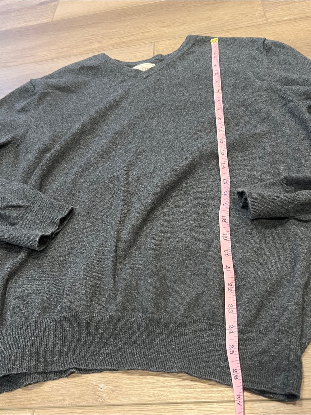 Article 365 V-Neck Sweater in Charcoal Cotton and Cashmere Blend Large Oversized - Picture 4 of 8